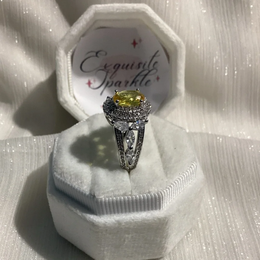 💍Lux Canary Yellow &White Cz Diamond Halo Cocktail Ring